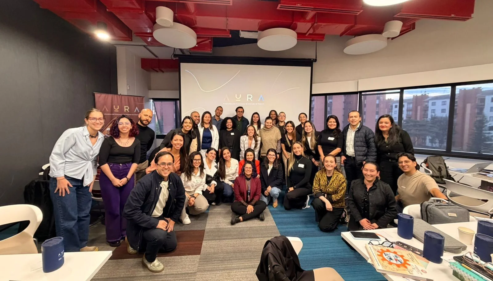 Workshop sessions at AuRA: eleven Colombian ESOs redesigning the business support model around verifiable results